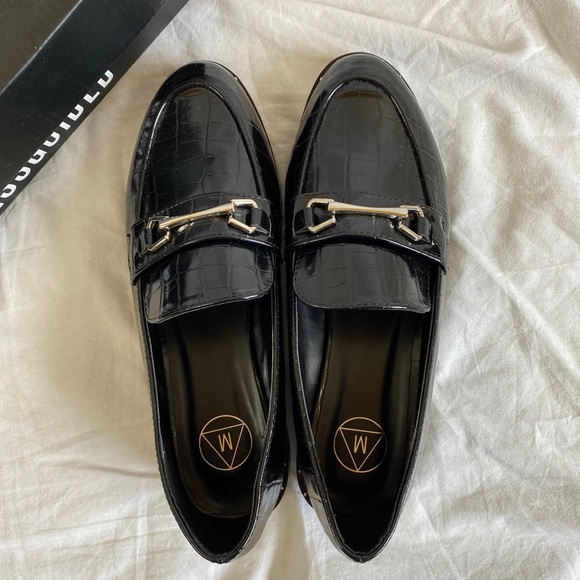 MISSGUIDED patent faux leather croc loafers - Picture 3 of 11